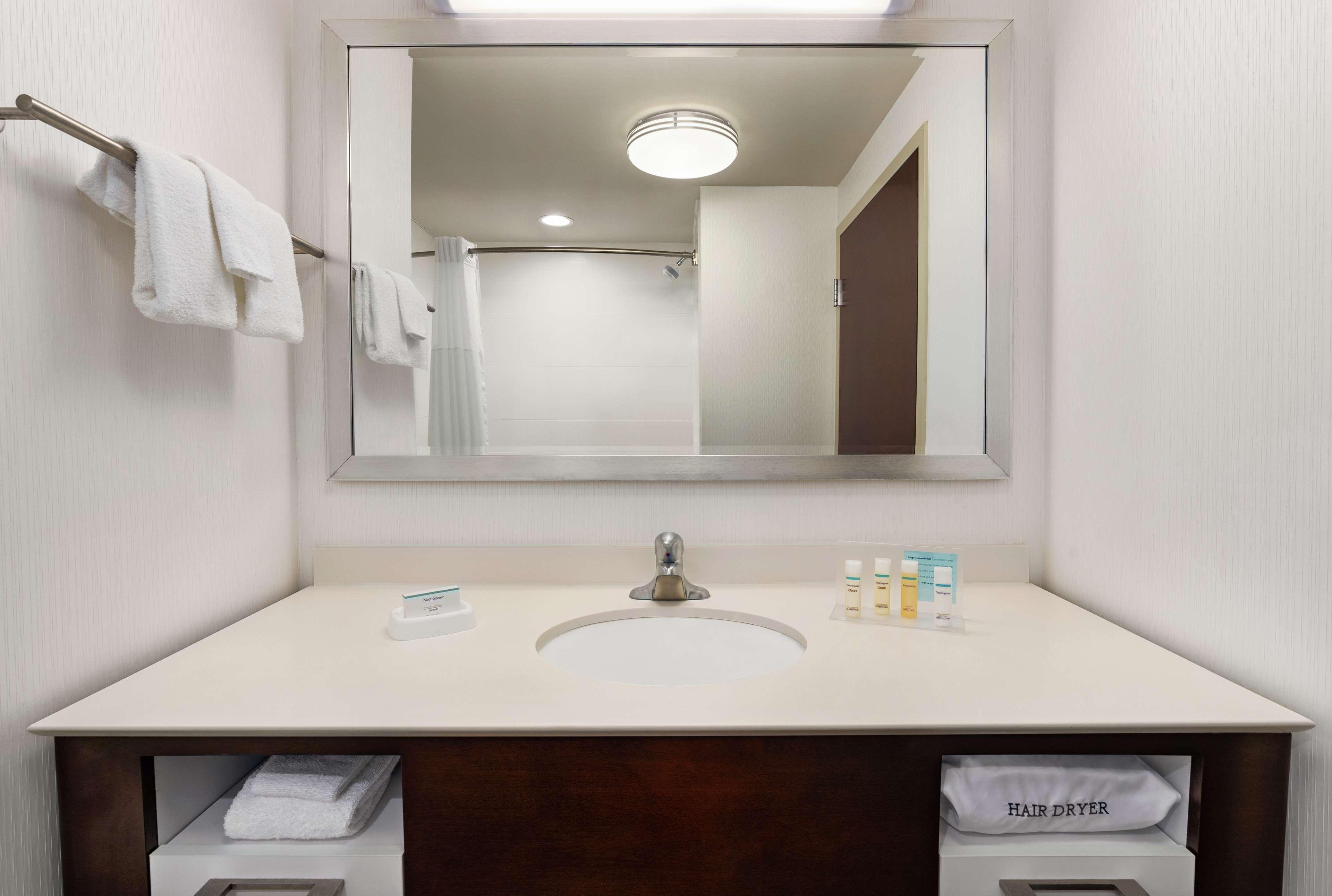 Hampton & Mount Joy/lancaster West, Pa 3* Manheim