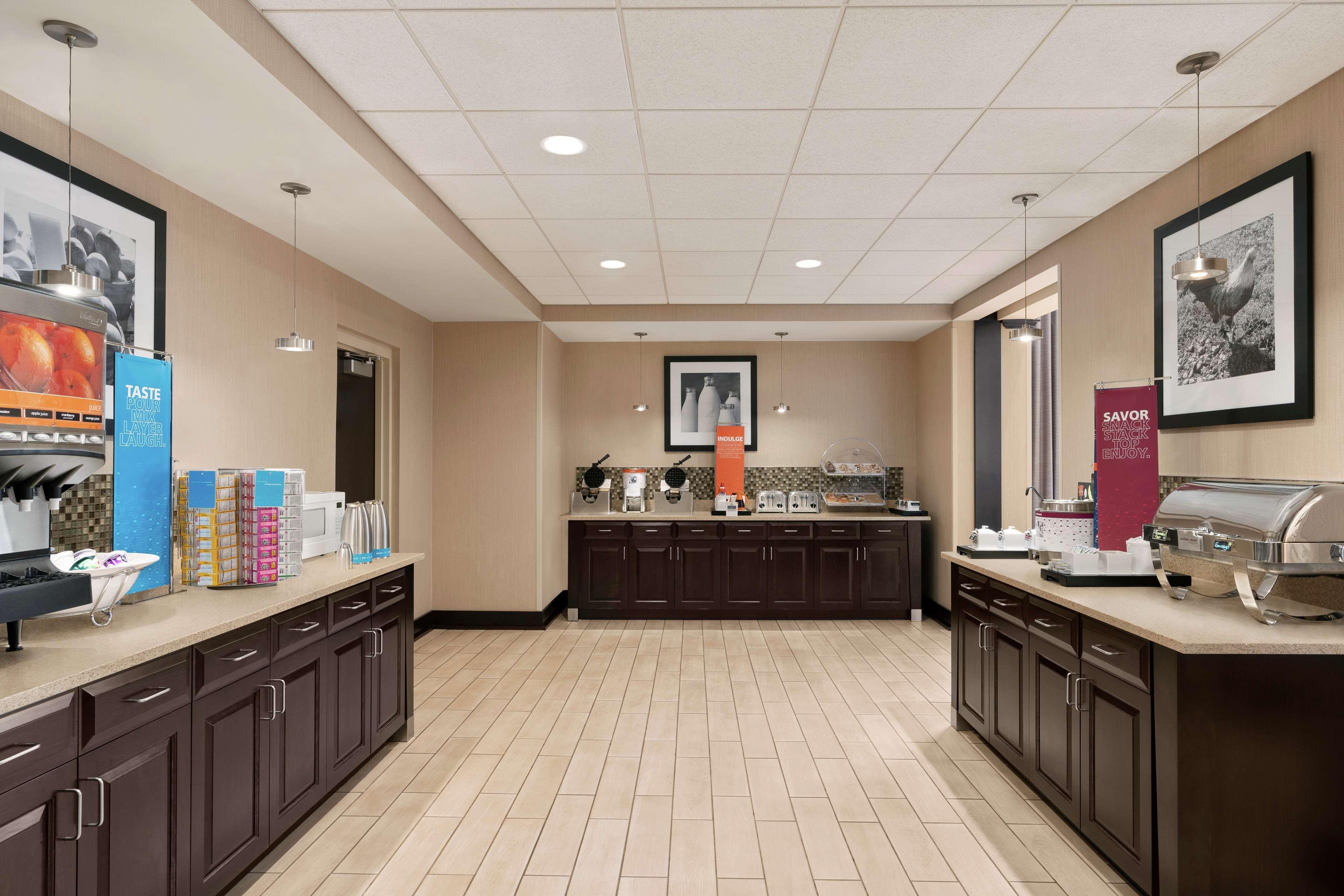 Hotel Hampton & Mount Joy/lancaster West, Pa 3*